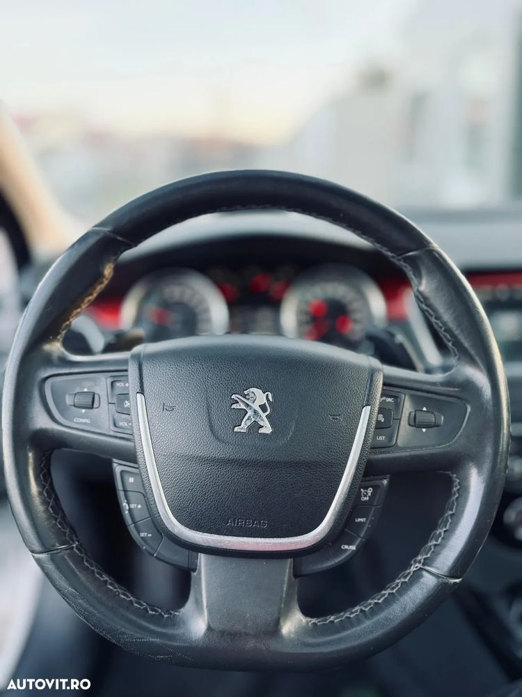 Peugeot 508 Hybrid4 - 18