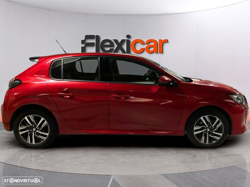 Peugeot 208 - 4