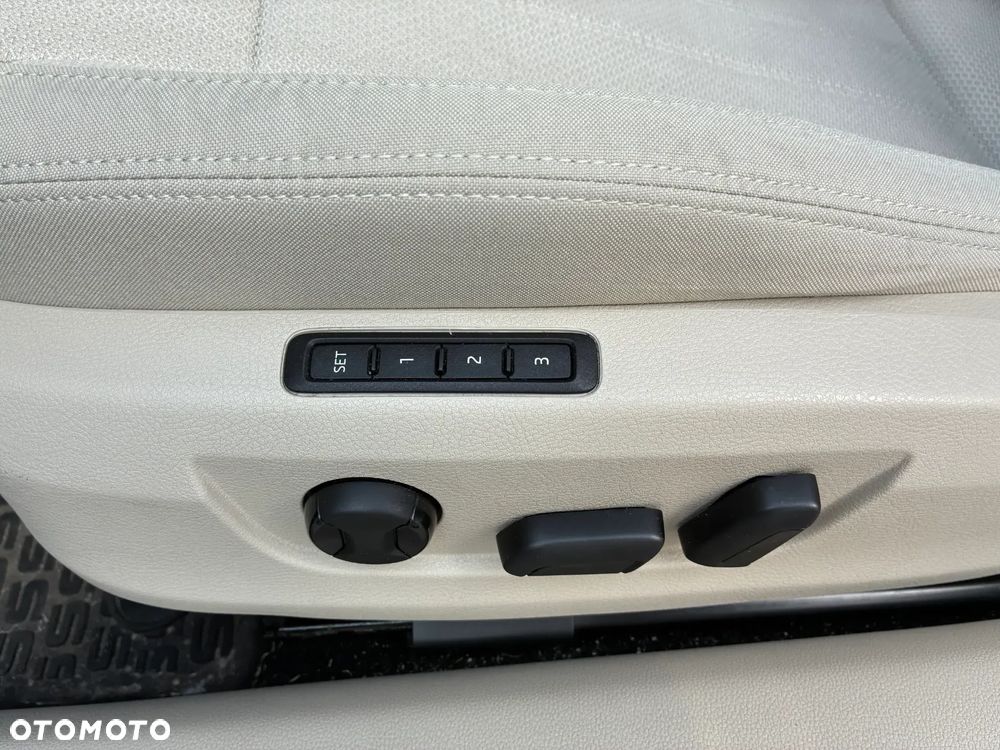 Skoda Superb - 17