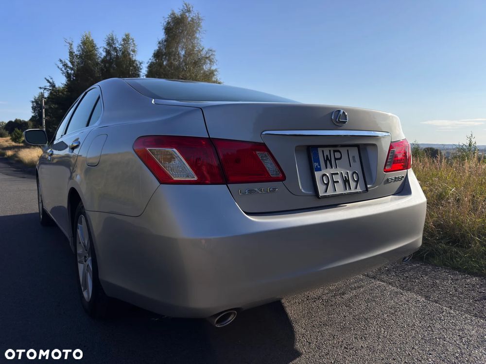 Lexus ES - 8