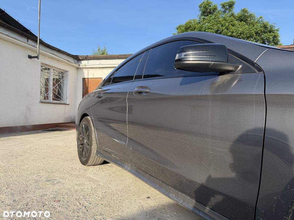 Mercedes-Benz CLA 250 7G-DCT AMG Line - 6