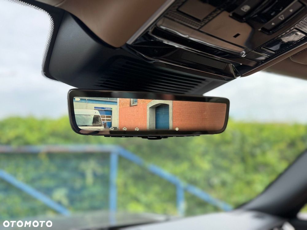 Land Rover Range Rover - 29