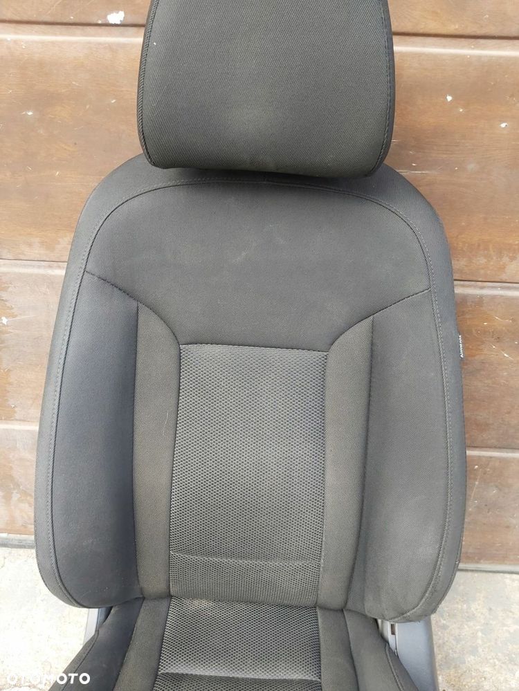 HYUNDAI i40 Fotel lewy przód EU materiał - 5