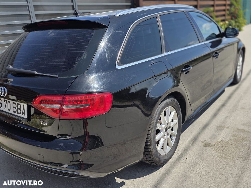 Audi A4 Avant 2.0 TDI S tronic Design - 12