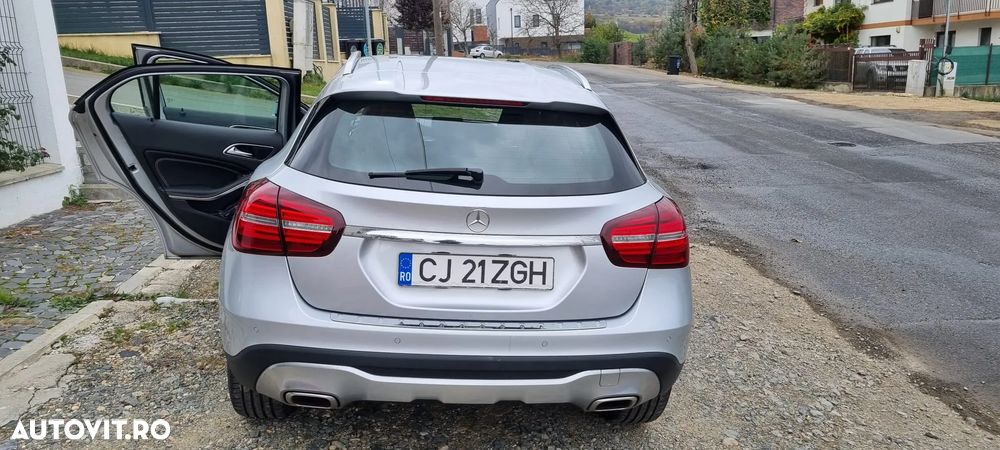 Mercedes-Benz GLA 200 - 5