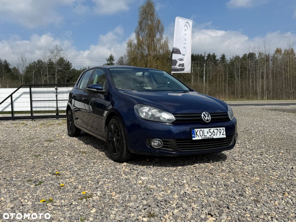 Volkswagen Golf - 1