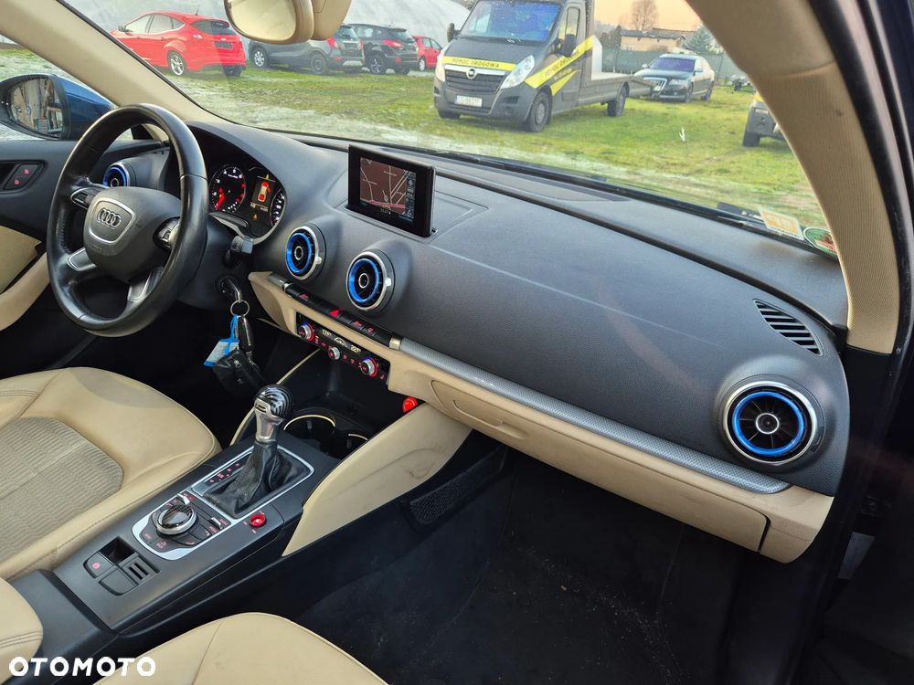 Audi A3 3-drzwiowe 1.2 TFSI S tronic Attraction - 16