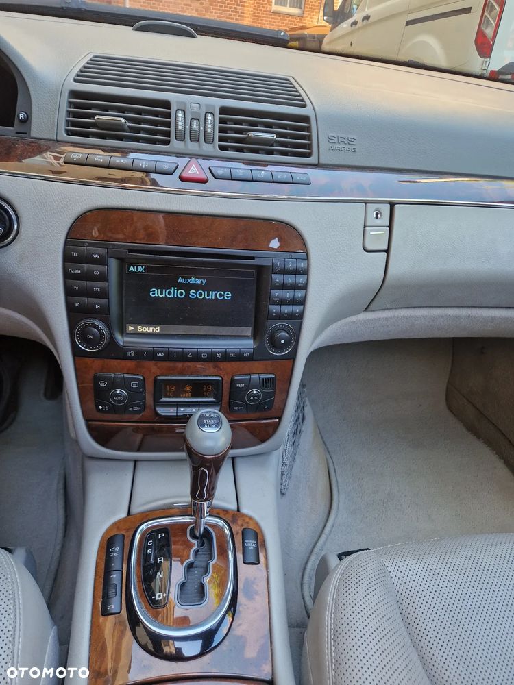 Mercedes-Benz Klasa S 500 4Matic - 17