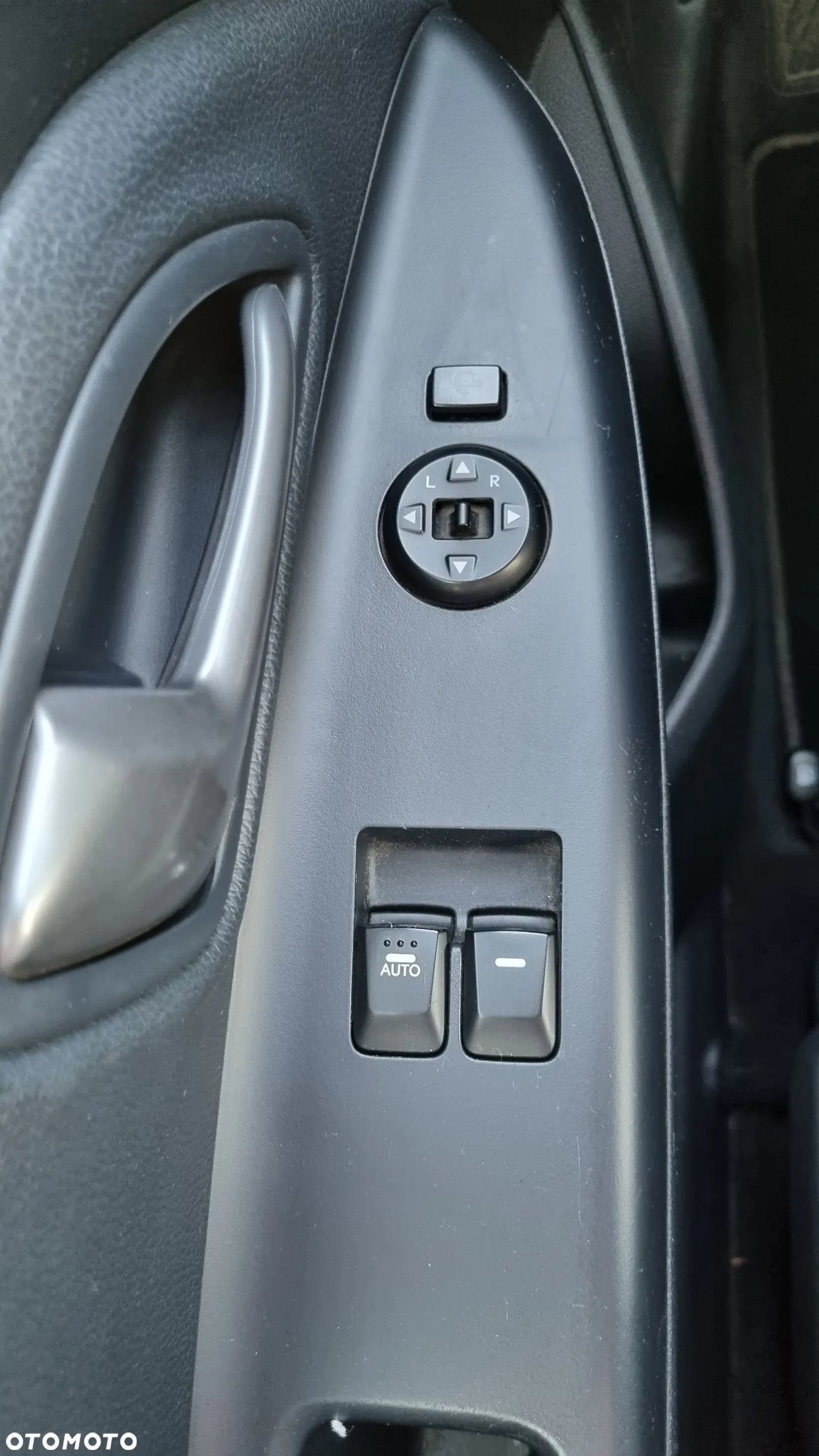 Kia Rio - 16
