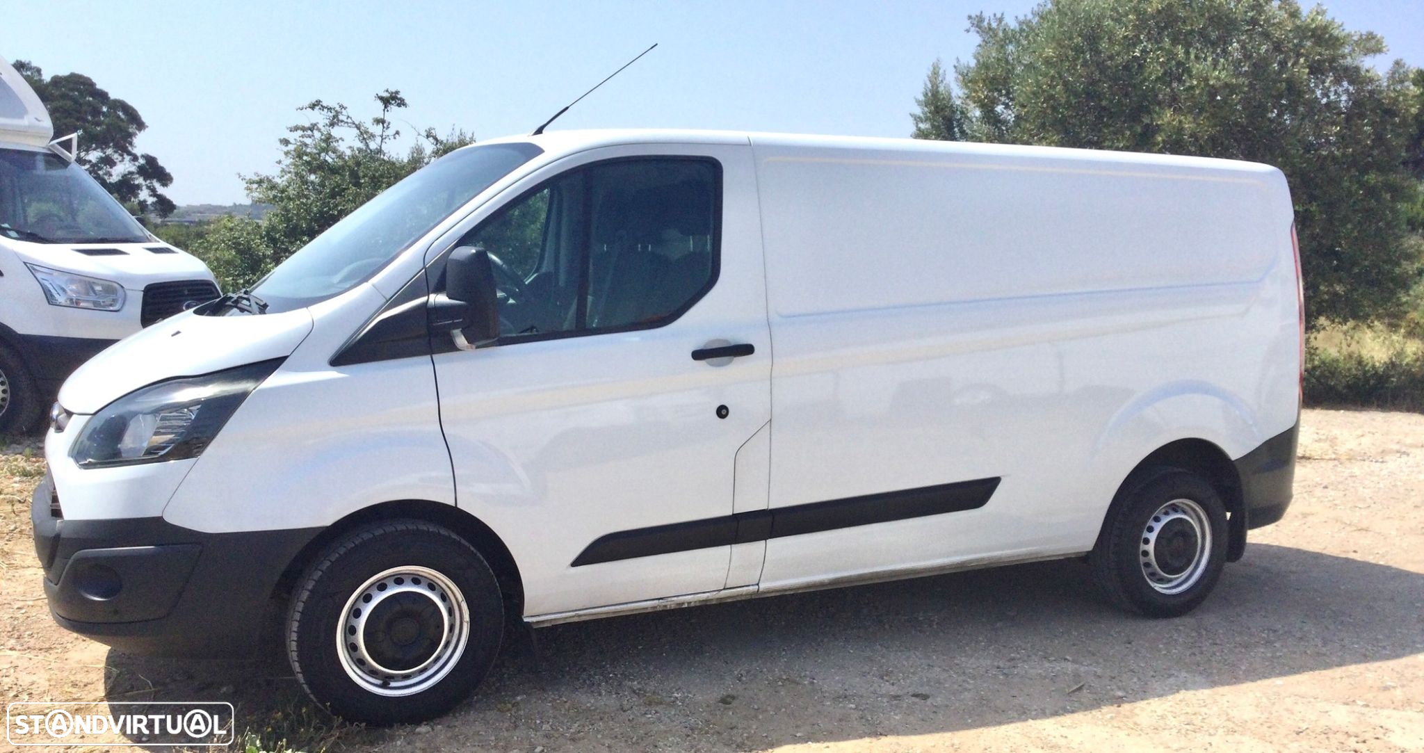 Ford Transit Custom Longa - 2
