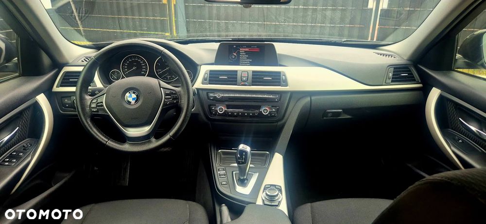 BMW Seria 3 - 22