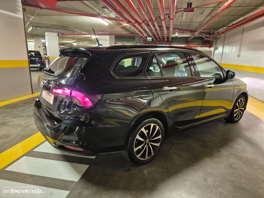 Fiat Tipo Station Wagon 1.3 M-Jet Lounge - 12