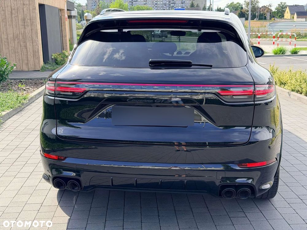 Porsche Cayenne - 5