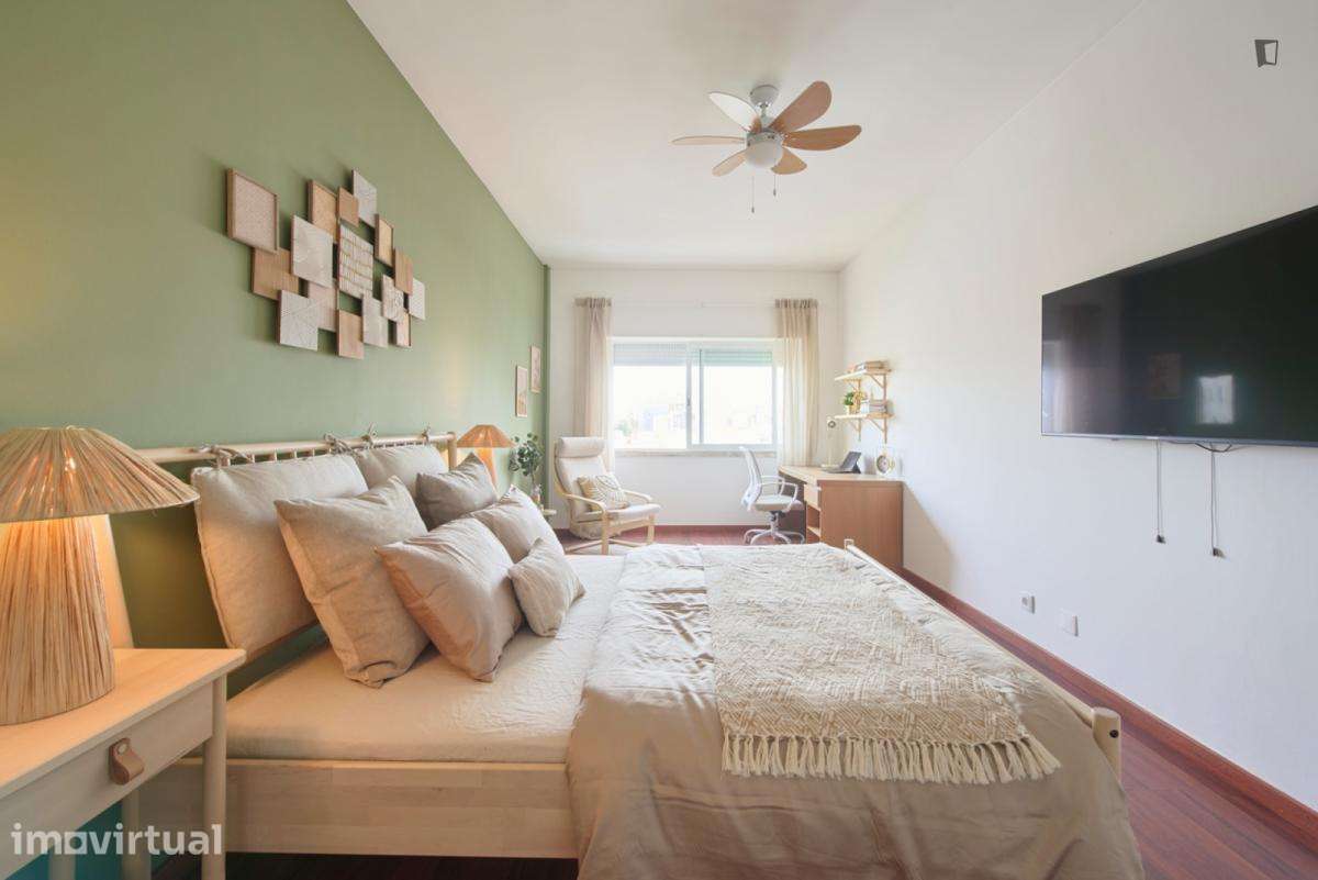 Quarto - localizado em Entrecampos Lisbon - Grande imagem: 5/32