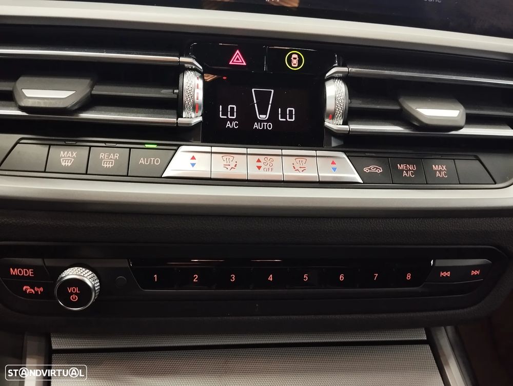 BMW 320 e Auto - 35