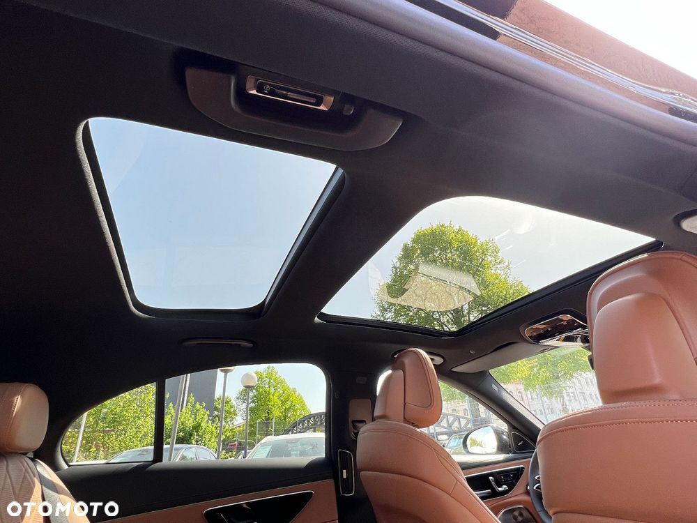 Mercedes-Benz Klasa E 220 d 4-Matic AMG - 19