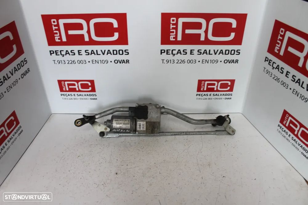 MOTOR LIMPA PARA-BRISAS AUDI A4 2010 - 1