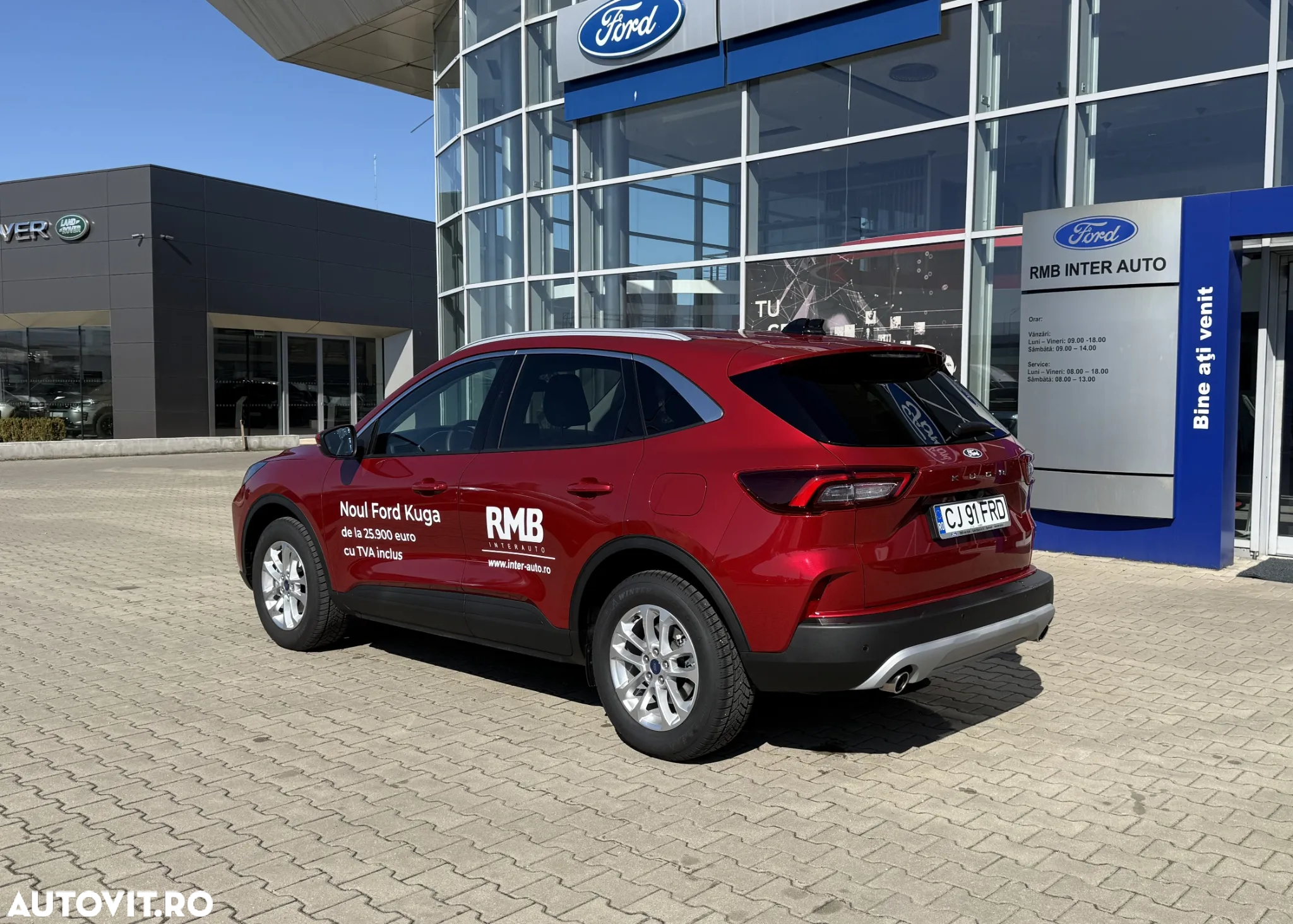 Ford Kuga 1.5 EcoBoost A8 FWD Titanium - 3