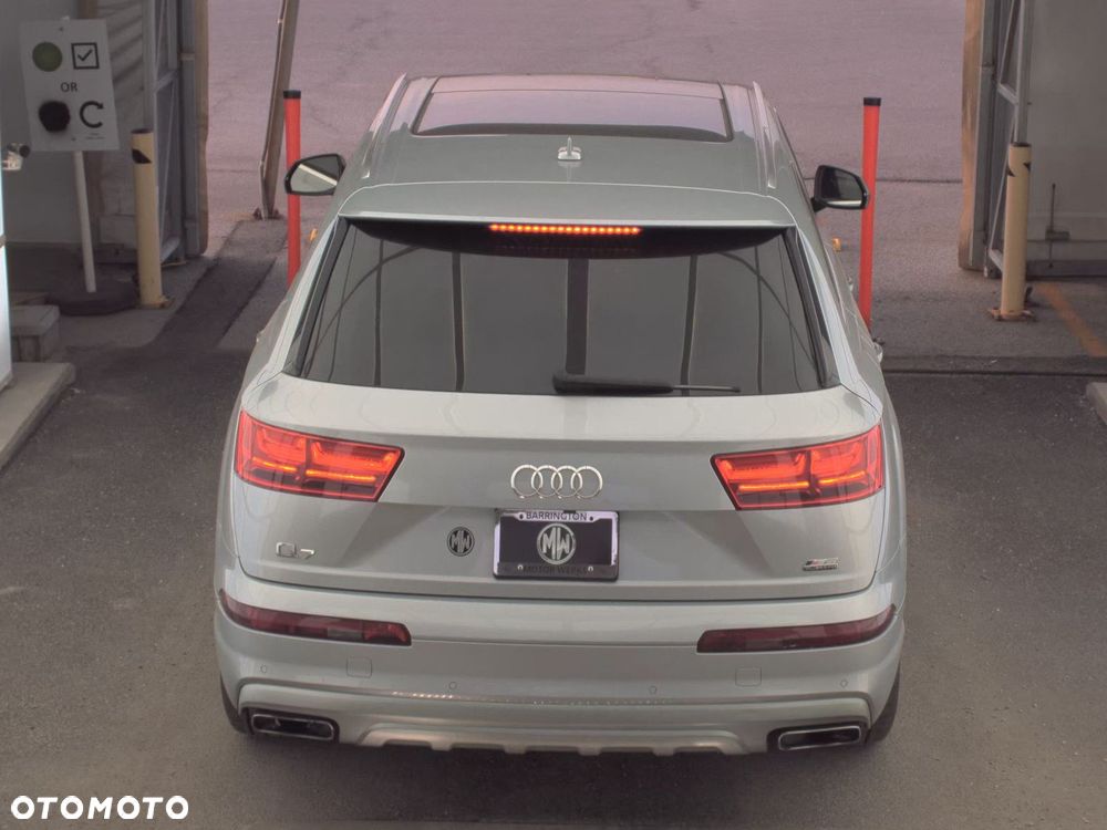 Audi Q7 - 6