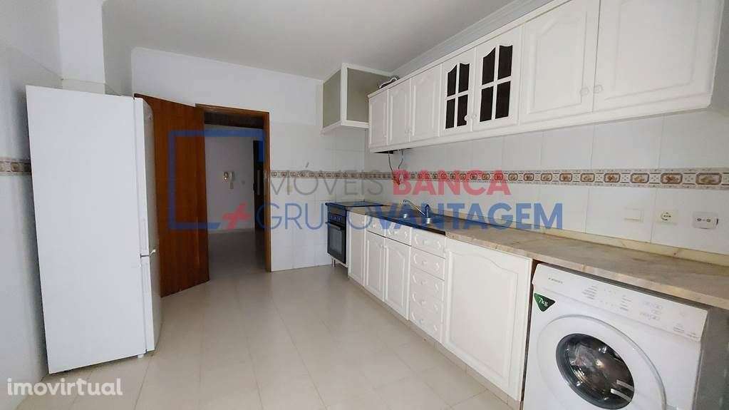 T2 Algueirão-Mem Martins (Sintra) - Grande imagem: 2/20