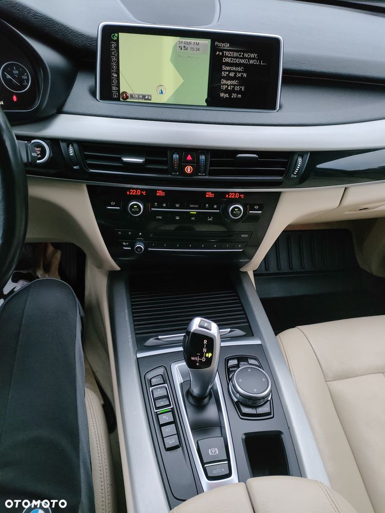 BMW X5 xDrive30d Sport-Aut - 2