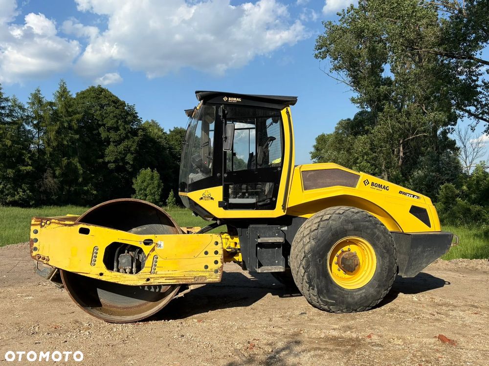 Bomag BW213 D-5 - 1
