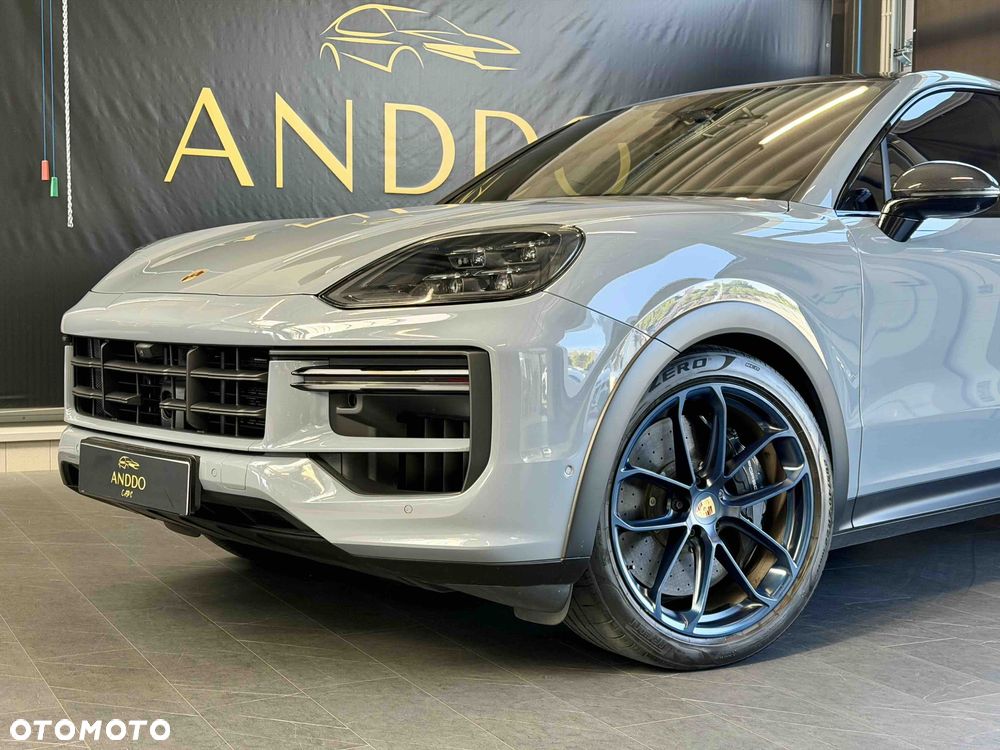 Porsche Cayenne Turbo E-Hybrid PHEV GT - 28
