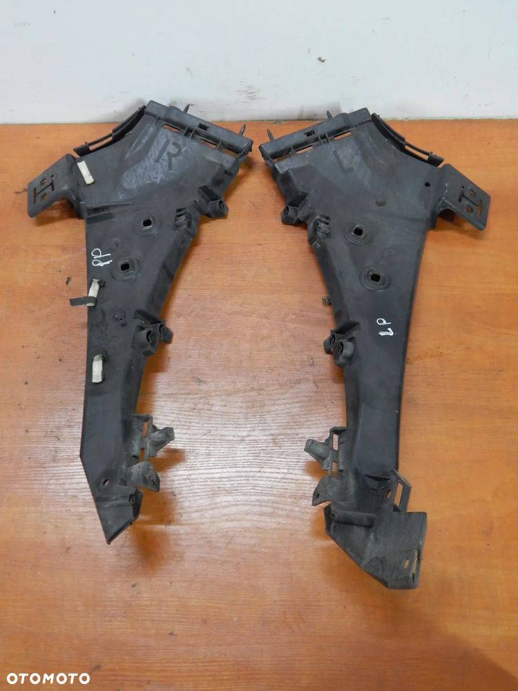 Ślizg wspornik mocowanie przód Audi Q7  4L  05-15 Łuków części