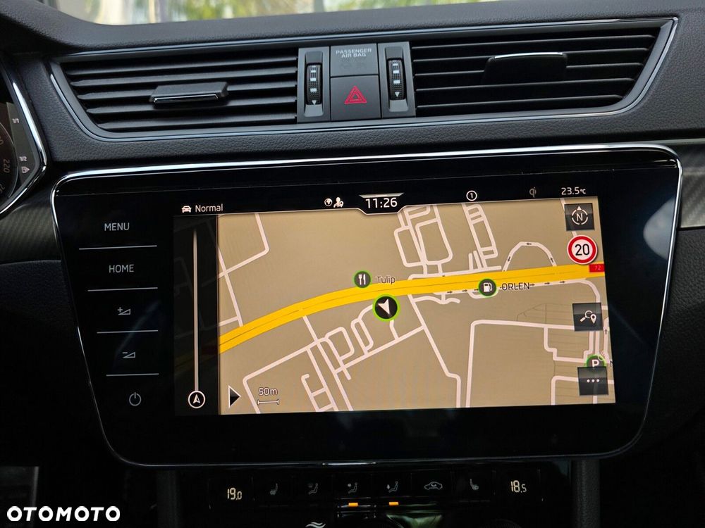 Skoda Superb 2.0 TDI SCR Sportline DSG - 33
