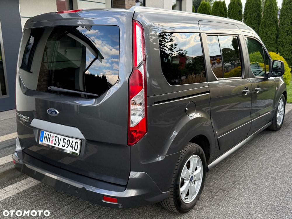 Ford Tourneo Connect Grand - 19