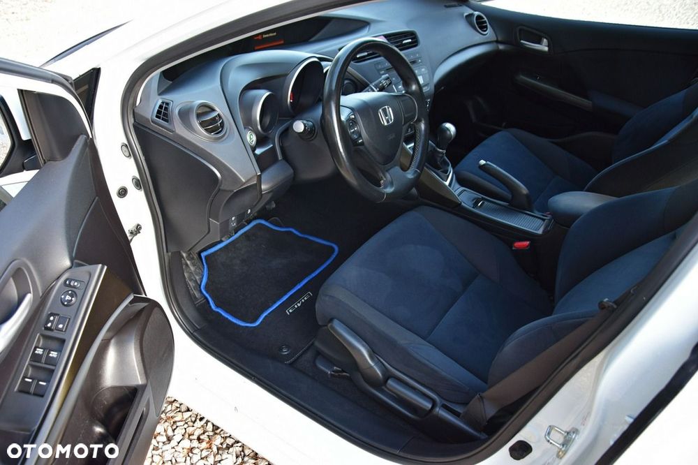 Honda Civic 1.4 i-VTEC Elegance - 27