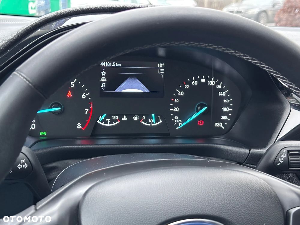 Ford Fiesta 1.1 S&S TITANIUM - 18