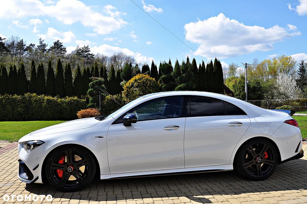 Mercedes-Benz CLA AMG 45 S 4-Matic+ 8G-DCT - 3