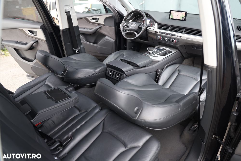 Audi Q7 3.0 ultra TDI Quattro Tiptronic - 16