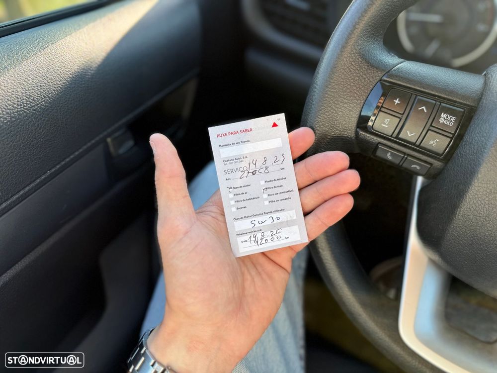 Toyota Hilux 2.4 D-4D 4WD CE CH - 40