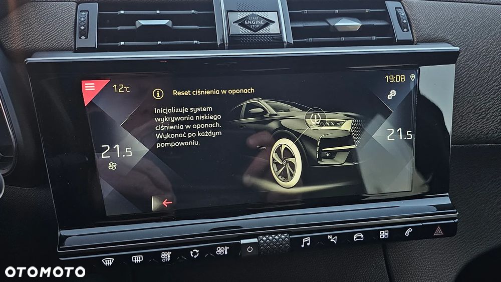DS Automobiles DS 7 Crossback 1.6 PureTech Performance Line + - 35