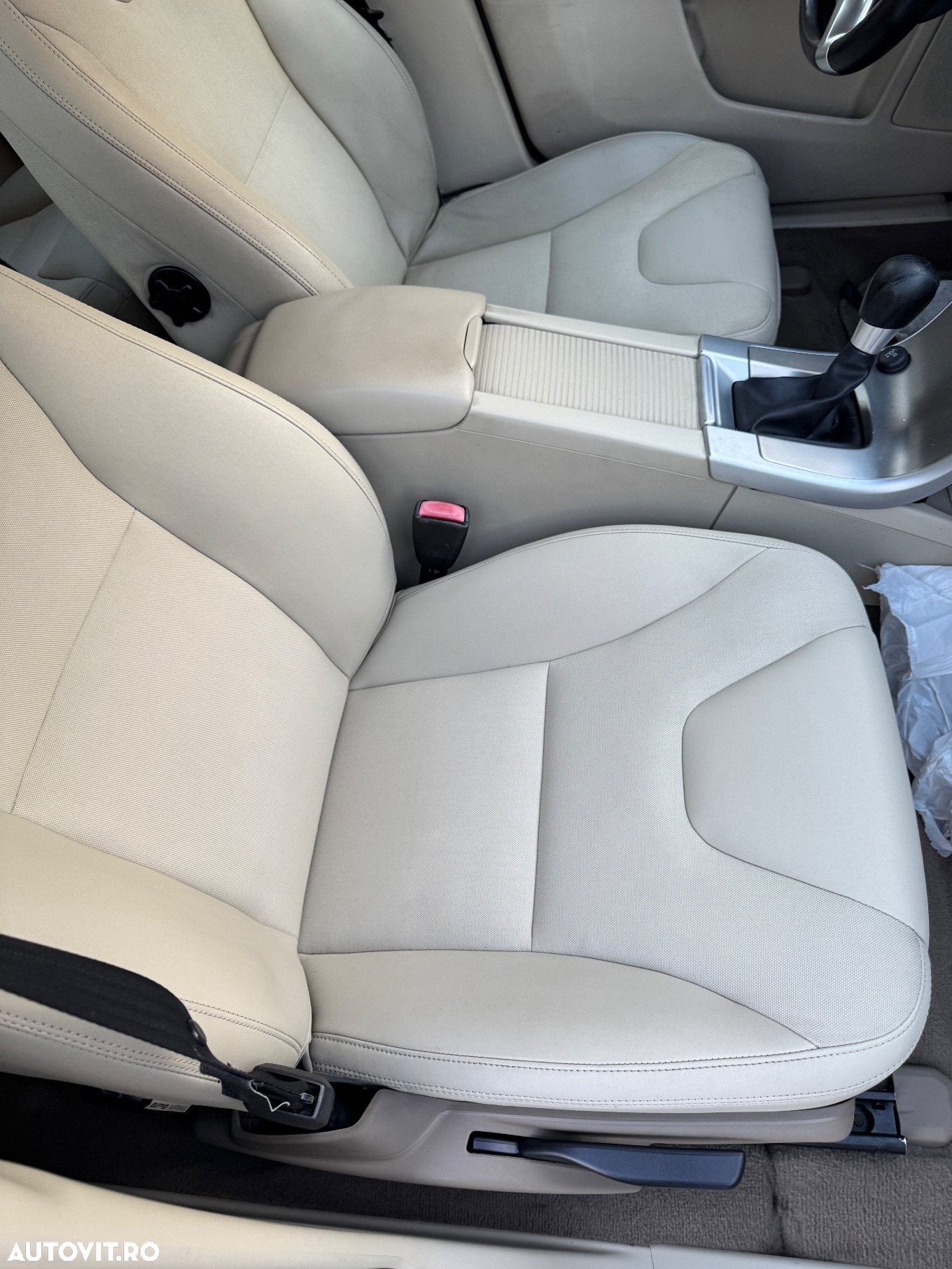 Volvo XC 60 D3 AWD Momentum - 6