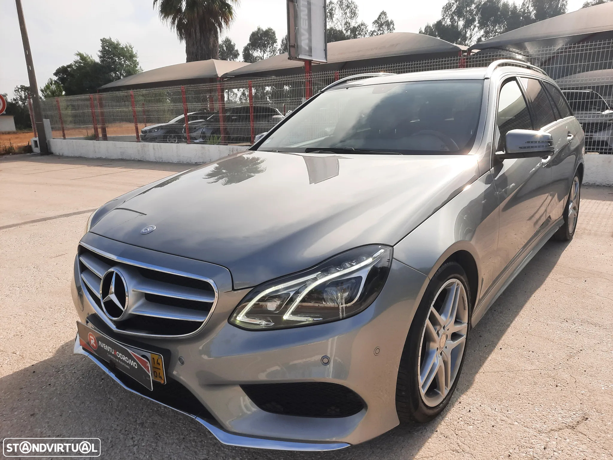 Mercedes-Benz E 300 Bluetec Hybrid Avantgarde - 4