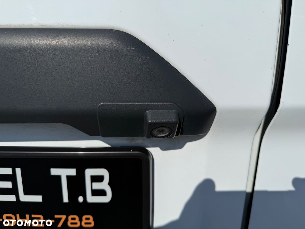 Ford Transit Custom - 15