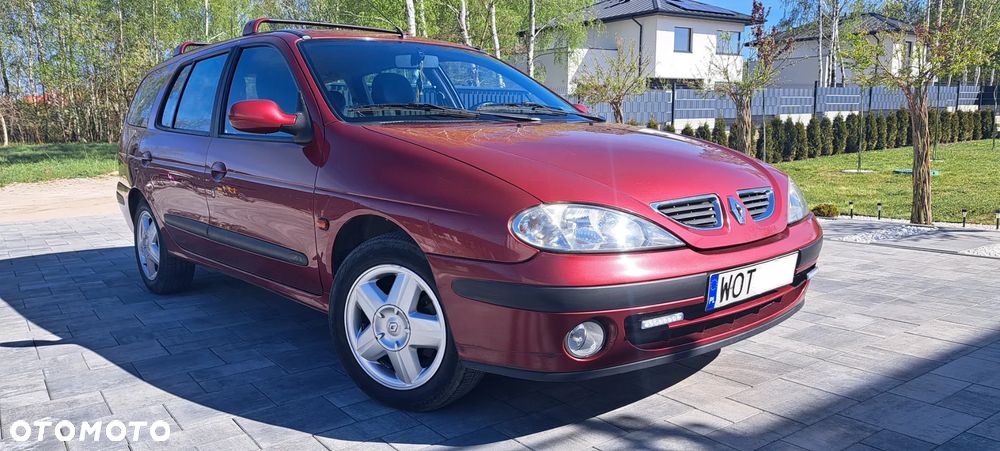 Renault Megane - 1