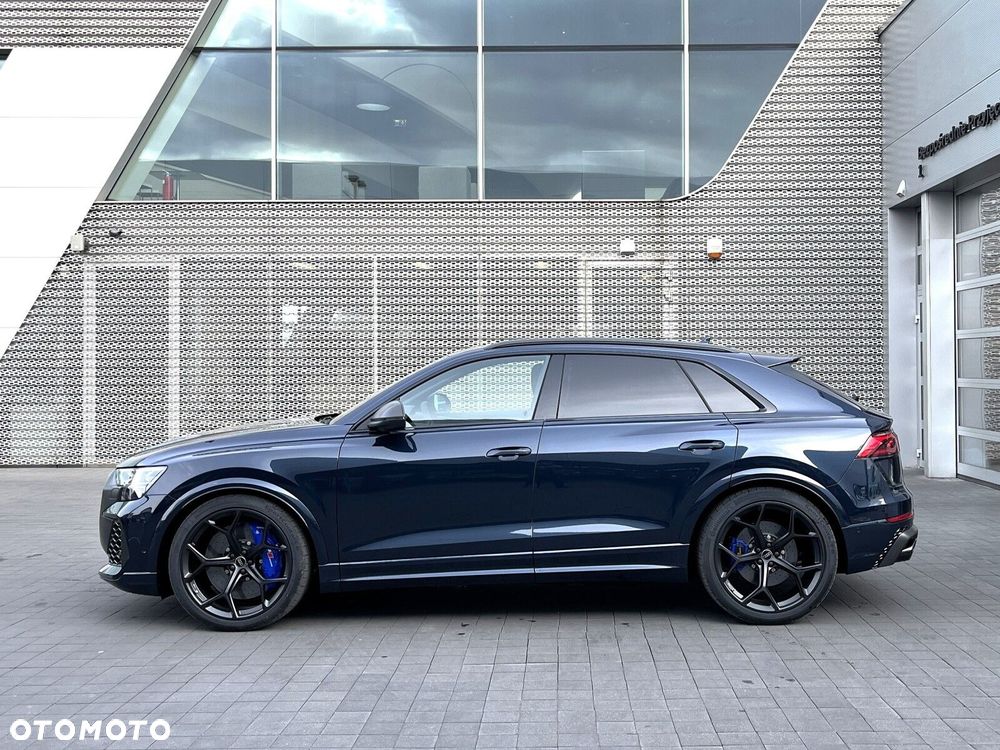 Audi RS Q8 - 12
