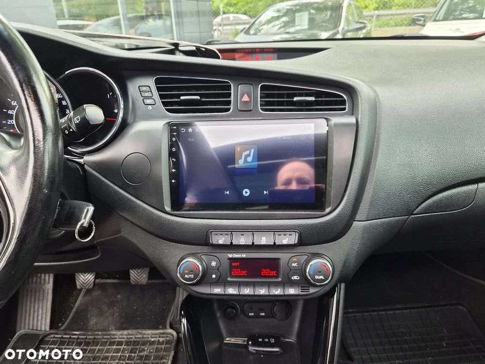 Kia Ceed 1.6 CRDi ISG Vision - 14
