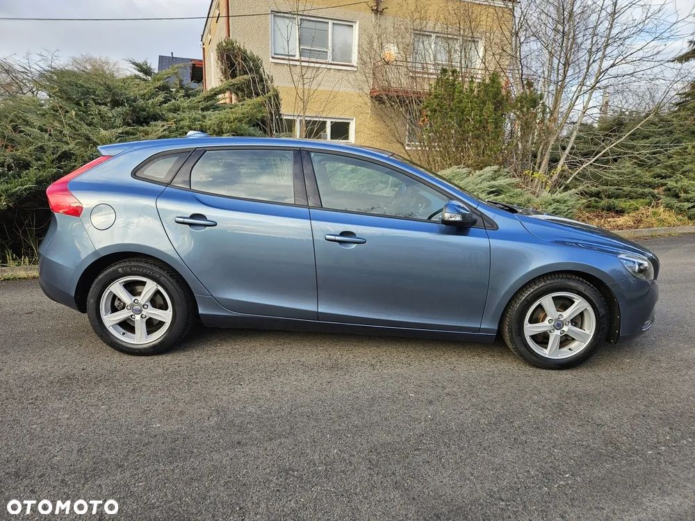 Volvo V40 D2 - 2