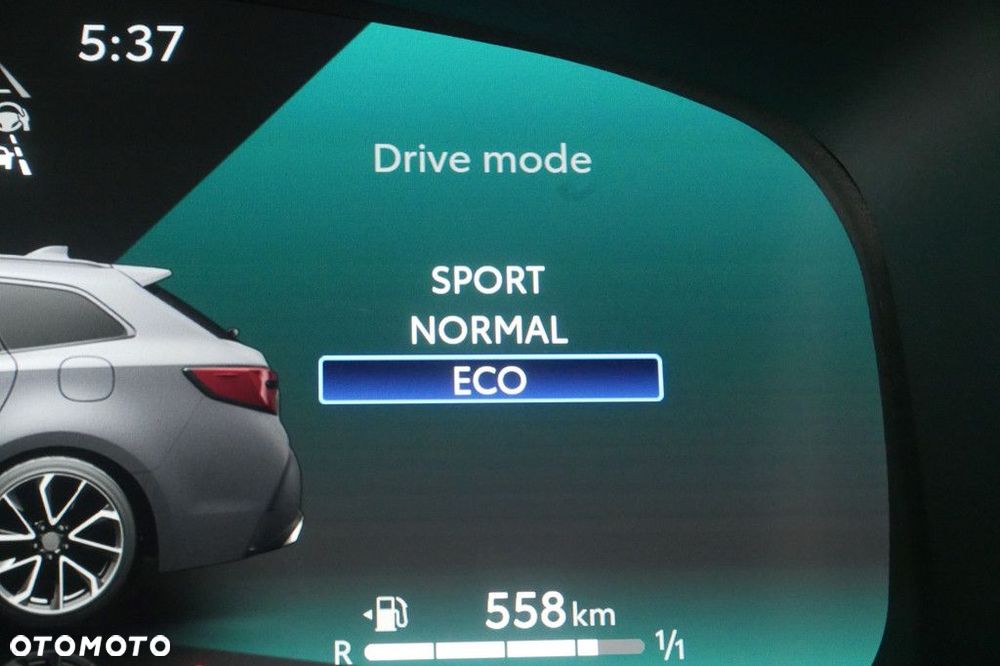 Toyota Corolla 1.8 Hybrid Comfort - 22