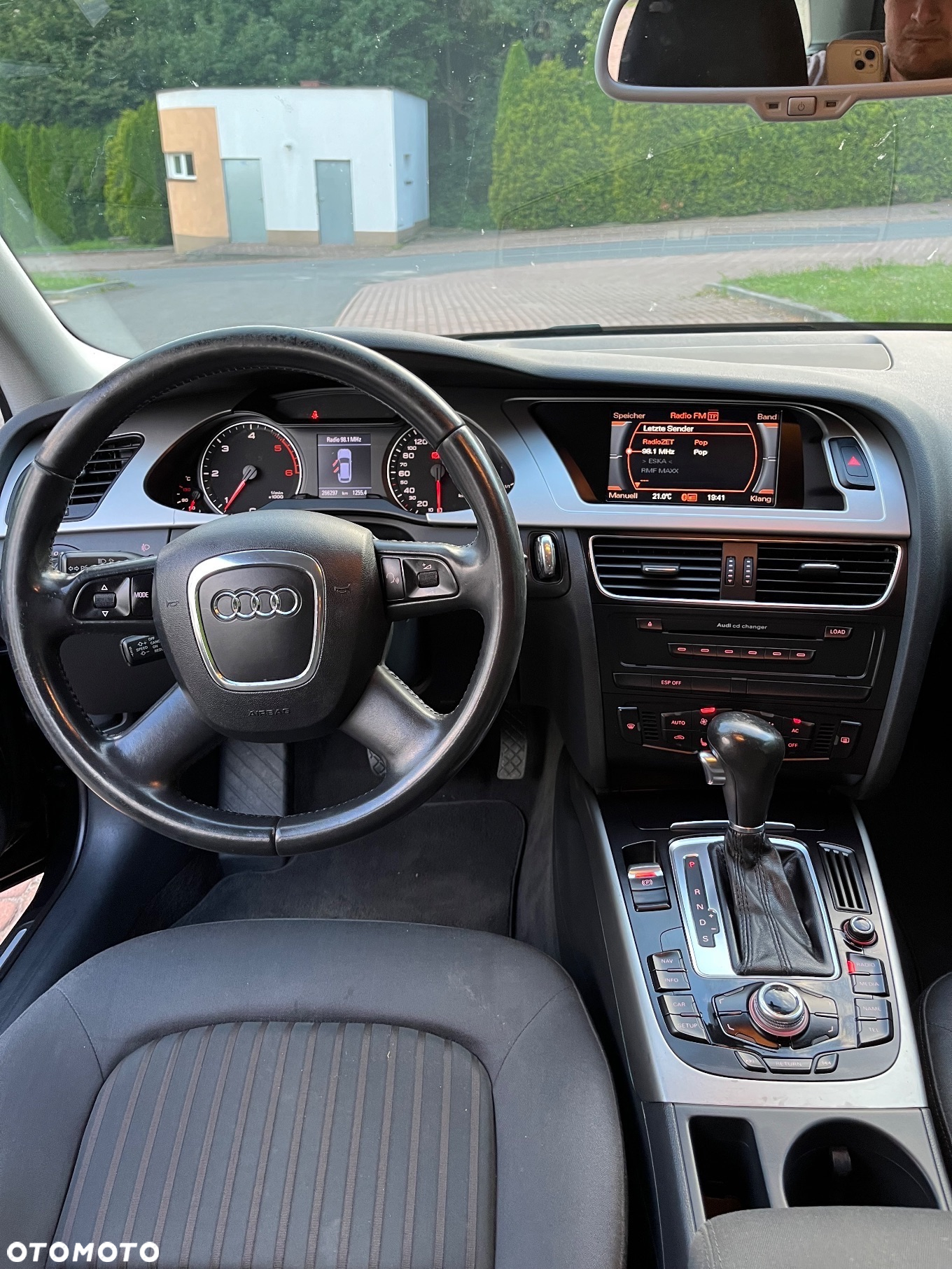 Audi A4 Avant 2.0 TDI DPF multitronic Ambiente - 8