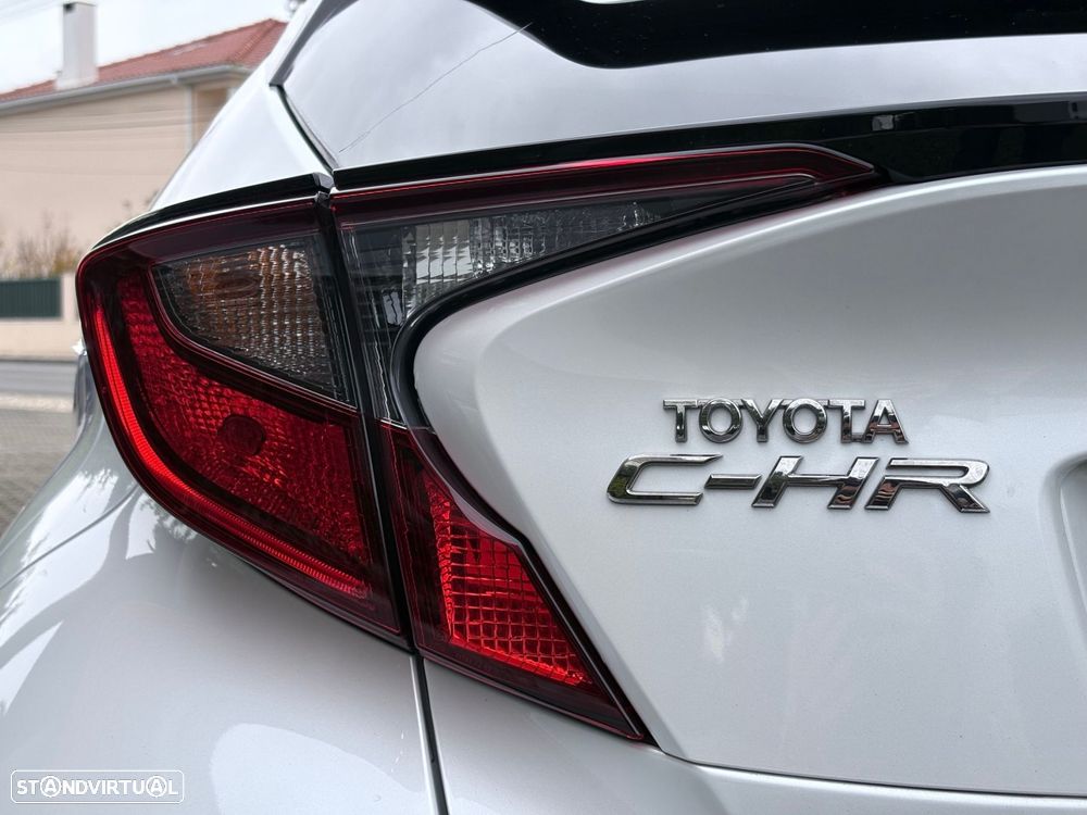 Toyota C-HR 1.8 Hybrid Square Collection - 21