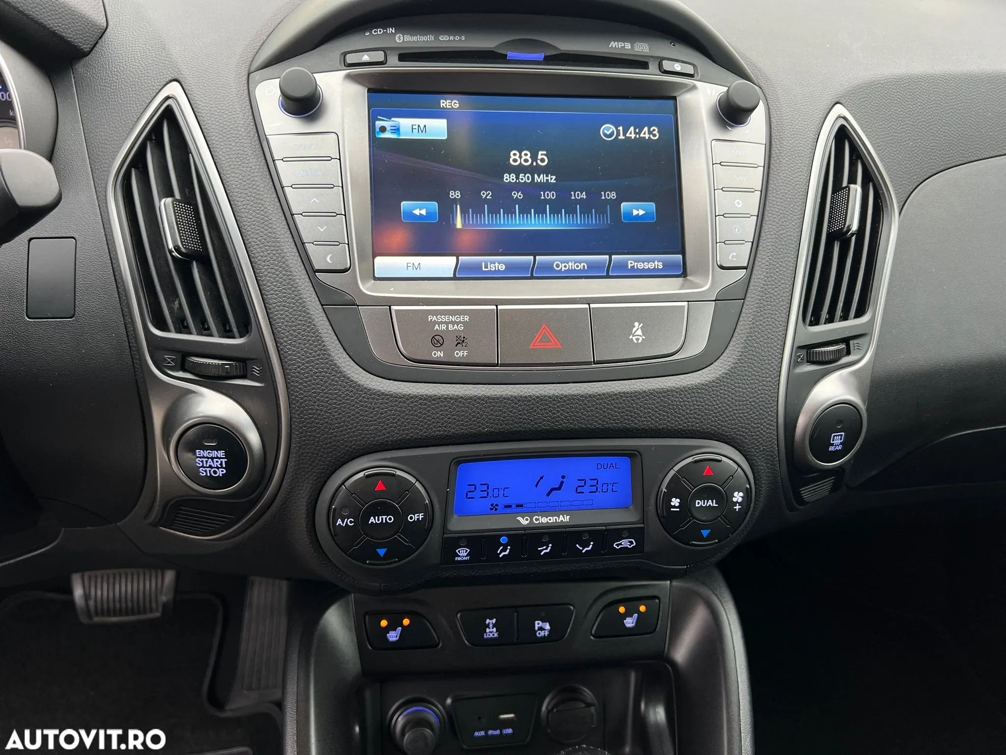 Hyundai ix35 2.0 CRDI 4WD Automatik Premium - 17