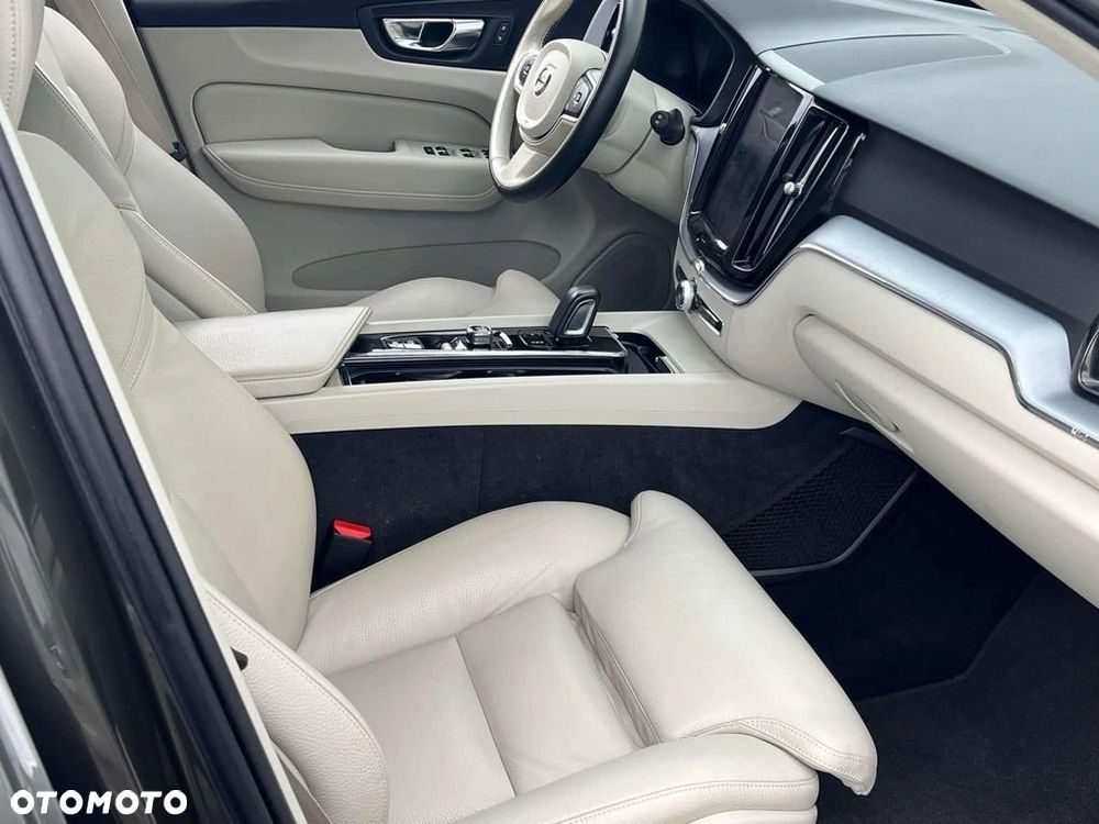 Volvo XC 60 D5 AWD Inscription - 2