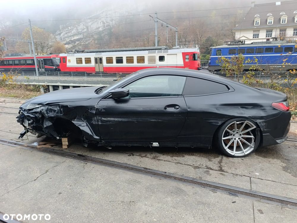 BMW M4 Competition M xDrive - 6