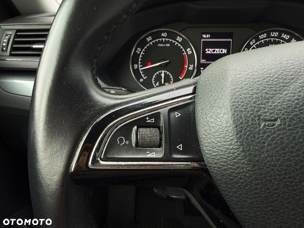 Skoda Superb 1.8 TSI Ambition - 15